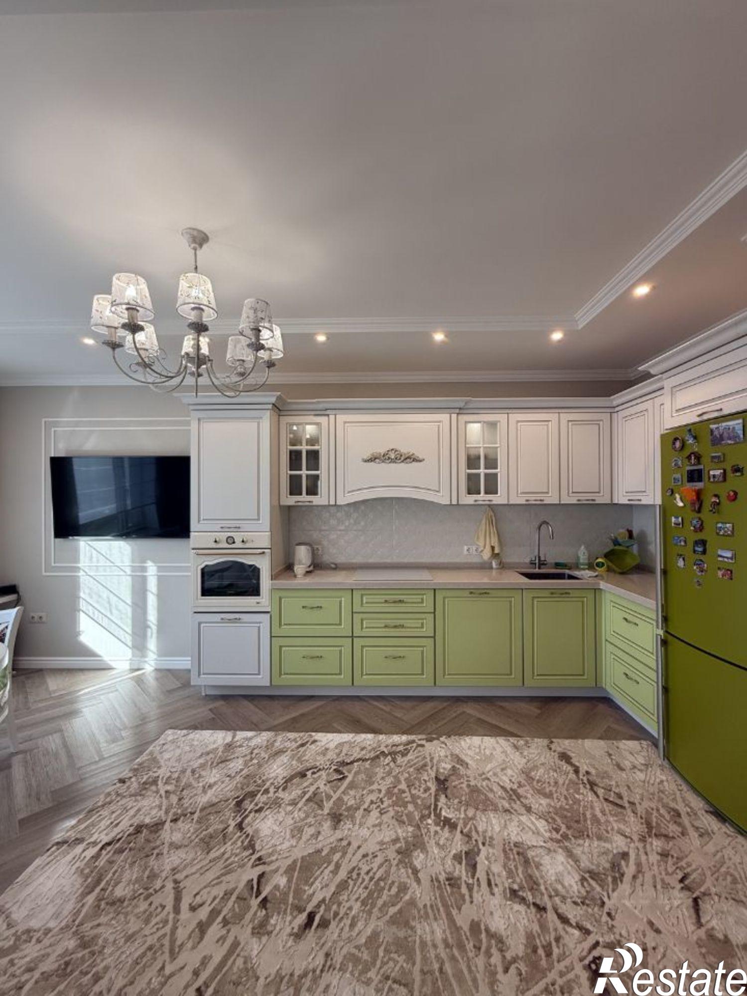 Сдать квартиру за 70 000 рублей на Курган, улица Коли Мяготина, 181