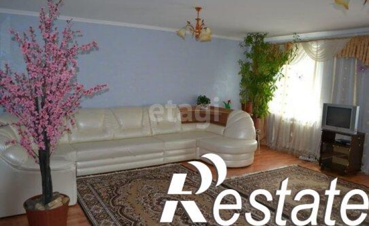 4-комн квартира улица Геннадия Ожгихина, 4,  д. 4